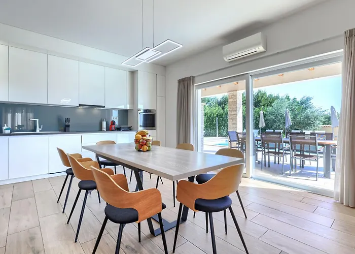 Magica By Interhome